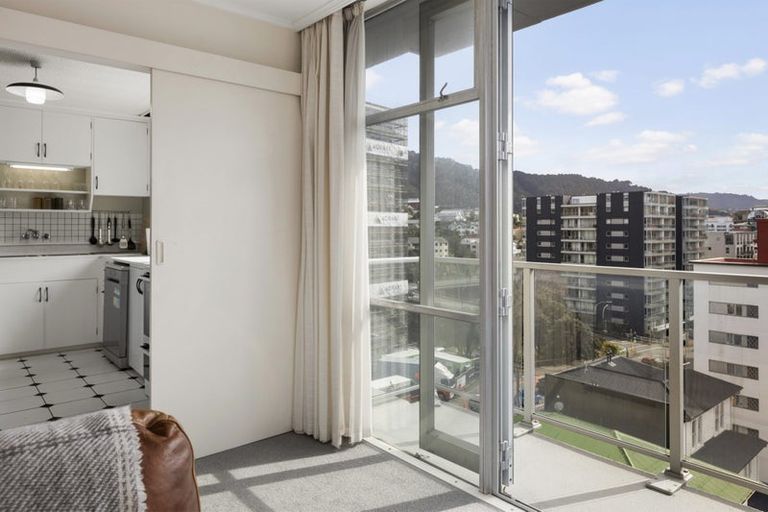 Photo of property in Jellicoe Towers, 191 The Terrace, Wellington Central, Wellington, 6011
