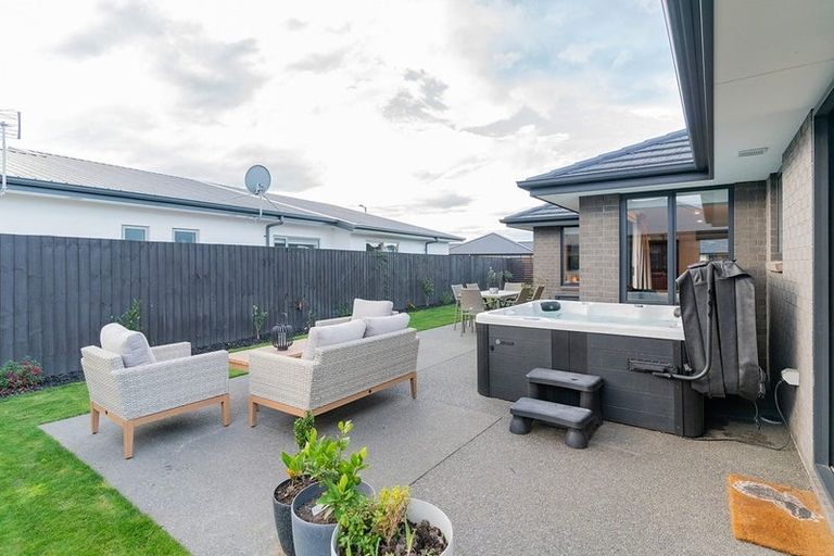 Photo of property in 4 Pierce Street, Marshland, Christchurch, 8083