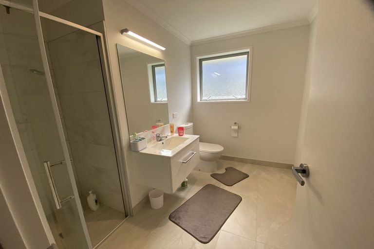 Photo of property in 21 Pouate Way, Waiuku, 2123