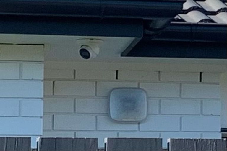 Photo of property in 1/2 Omana Road, Milford, Auckland, 0620