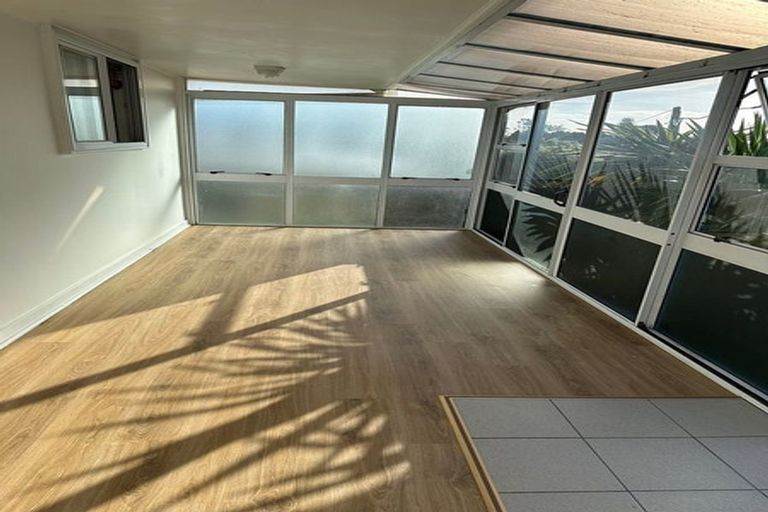 Photo of property in 24 Spencer Road, Pinehill, Auckland, 0632