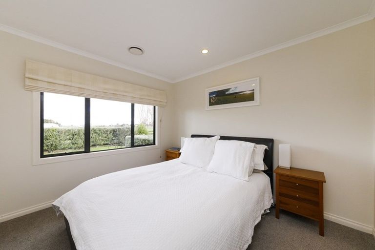 Photo of property in 84 Oroua Road, Kairanga, Palmerston North, 4475