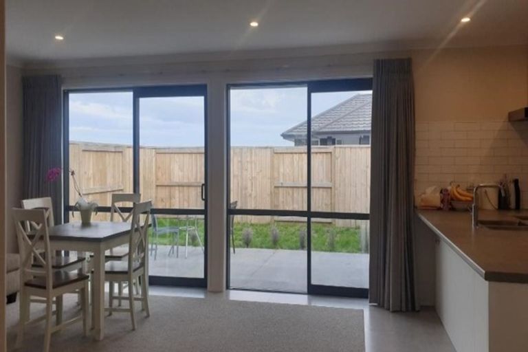 Photo of property in 4 Monaro Place, Papamoa, 3118