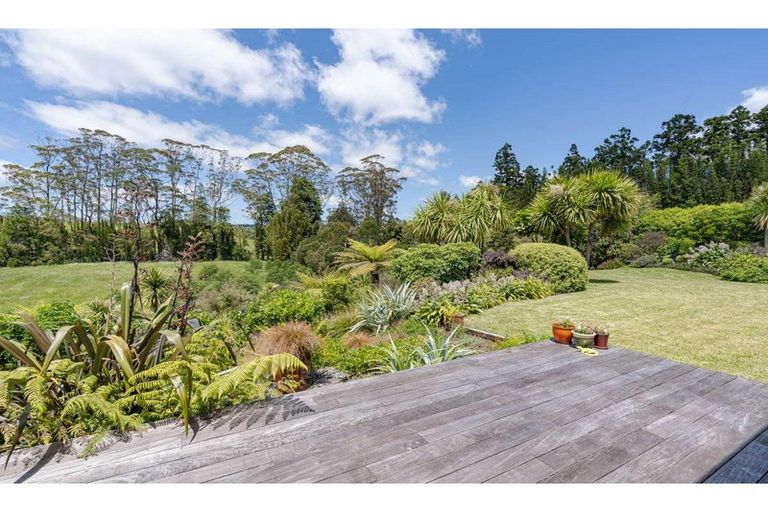 Photo of property in 73d Riddell Road, Kerikeri, 0230
