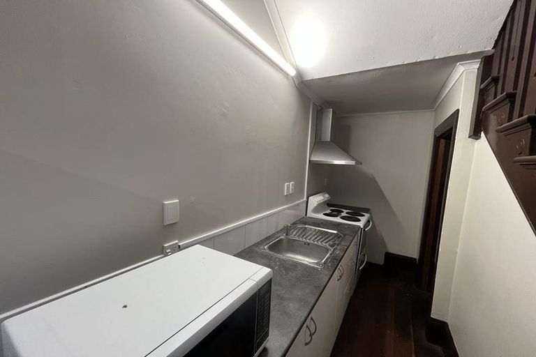 Photo of property in 74 Aro Street, Aro Valley, Wellington, 6021