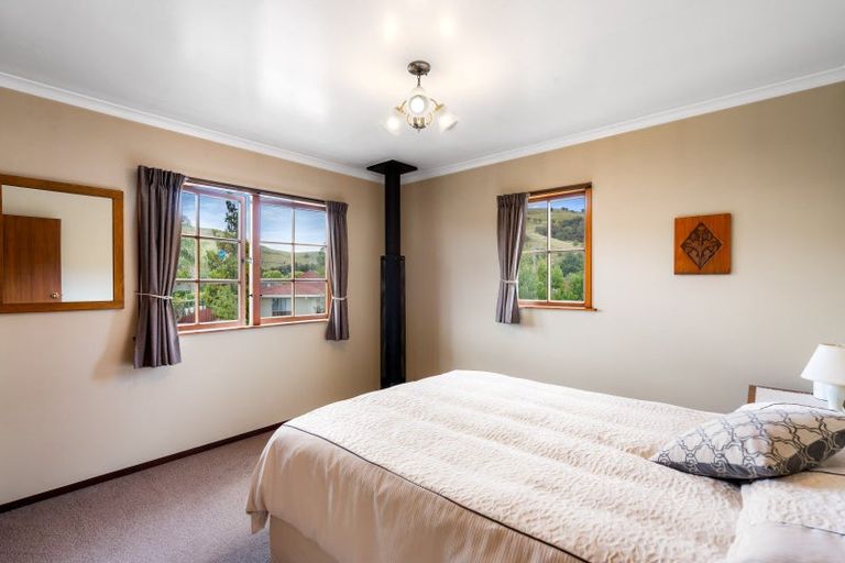 Photo of property in 25 Trigg Crescent, Taradale, Napier, 4112