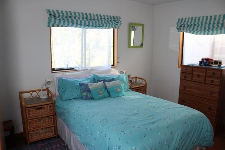 Photo of property in 1090c Abel Tasman Drive, Ligar Bay, Takaka, 7183