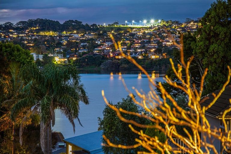 Photo of property in 16e Killarney Street, Takapuna, Auckland, 0622