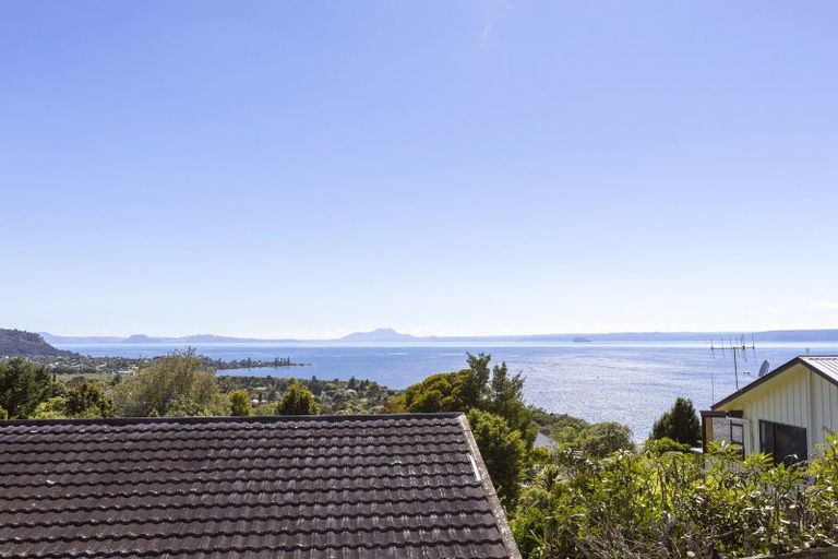 Photo of property in 4 Te Pohue Street, Omori, Turangi, 3381