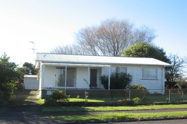 Photo of property in 54 Addington Avenue, Manurewa, Auckland, 2102