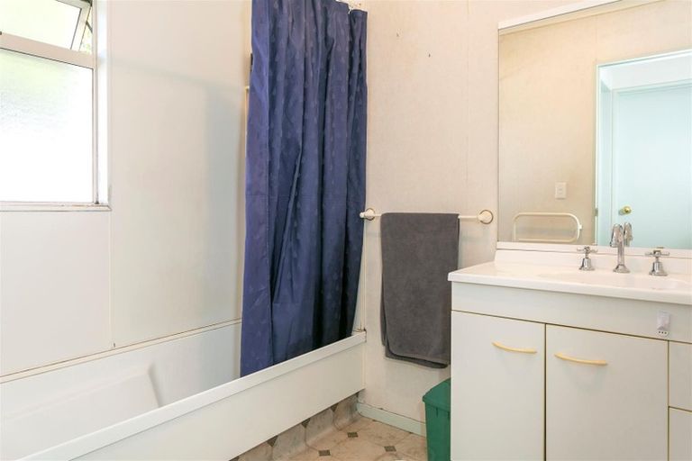 Photo of property in 15 The Grove, Nukuhau, Taupo, 3330