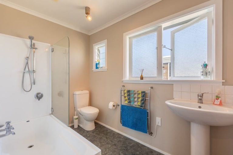 Photo of property in 40 Francis Drake Street, Waipukurau, 4200