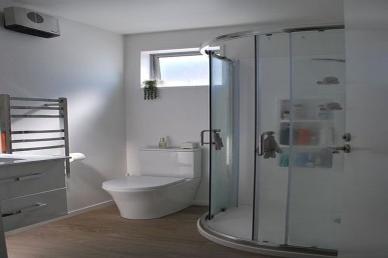 Photo of property in 4/108 Edgeware Road, St Albans, Christchurch, 8014