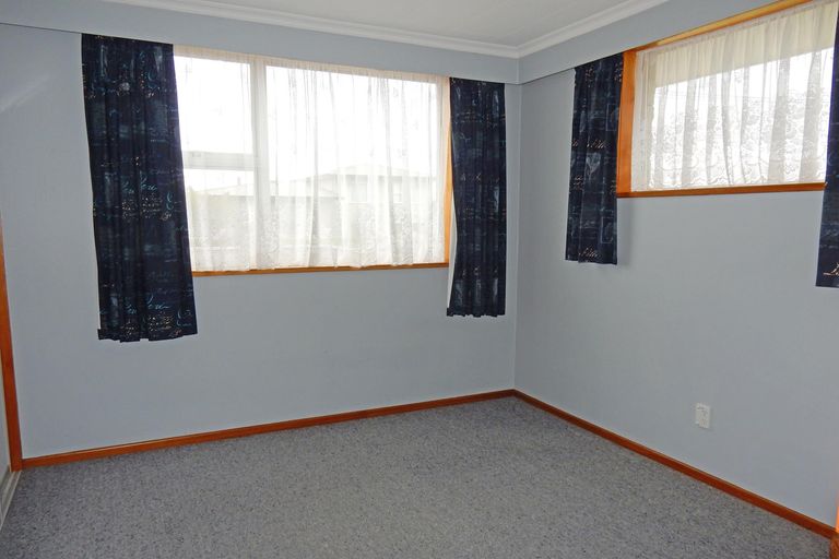 Photo of property in 16 Meon Street, Oamaru North, Oamaru, 9400