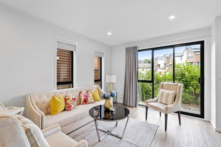 Photo of property in 8 Orca Drive, Stanmore Bay, Whangaparaoa, 0932