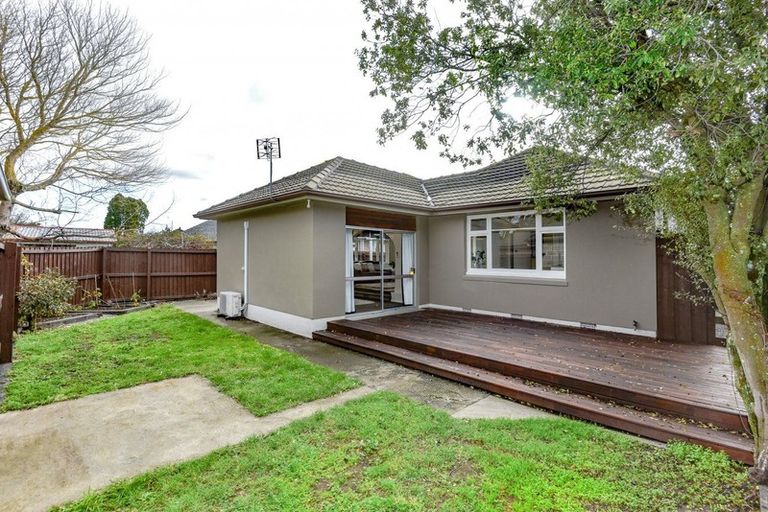 Photo of property in 55 Harris Crescent, Papanui, Christchurch, 8053