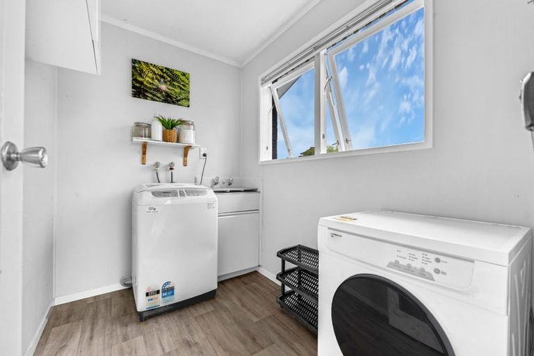 Photo of property in 17 Ashdown Place, Pahurehure, Papakura, 2113