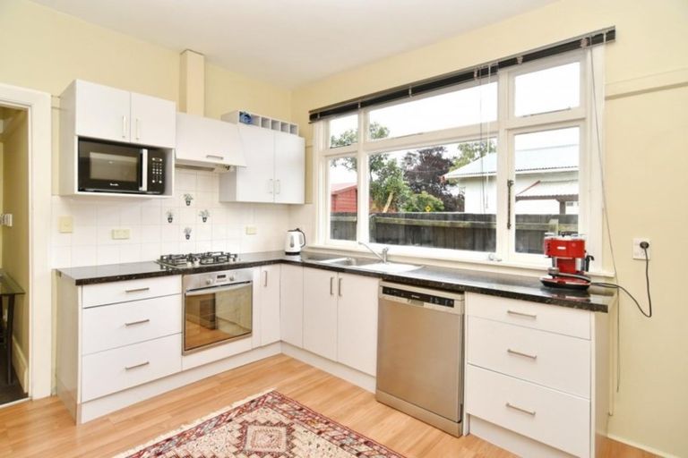 Photo of property in 130 Matsons Avenue, Papanui, Christchurch, 8053