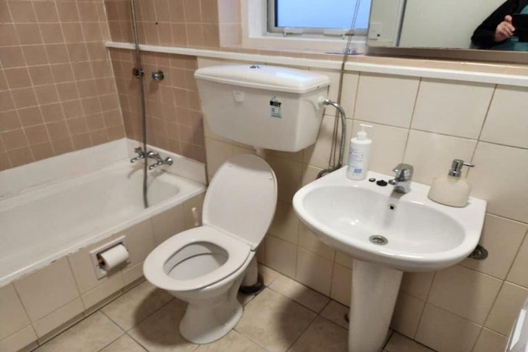 Photo of property in 8/116 Mairangi Road, Wilton, Wellington, 6012