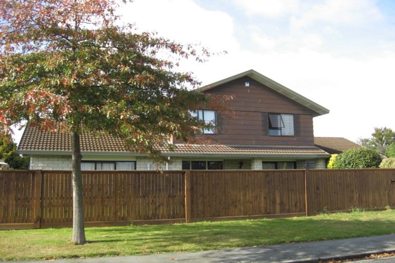 Photo of property in 16 Corfe Street, Ilam, Christchurch, 8041