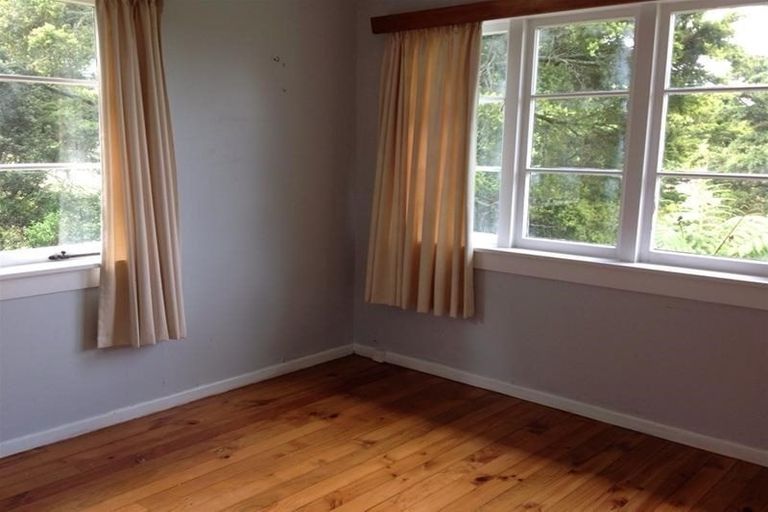 Photo of property in 43b Hook Road, Paparoa, 0571