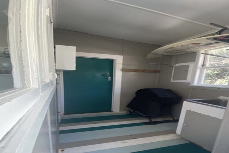 Photo of property in 232 Maunsell Road, Port Waikato, Tuakau, 2695