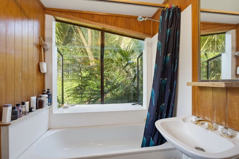 Photo of property in 102 Taylor Road, Waimauku, 0882