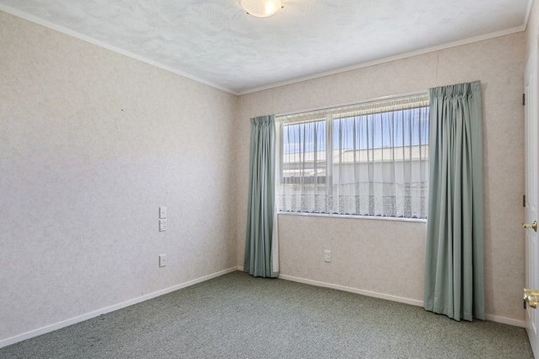 Photo of property in 52a Queen Street West, Levin, 5510