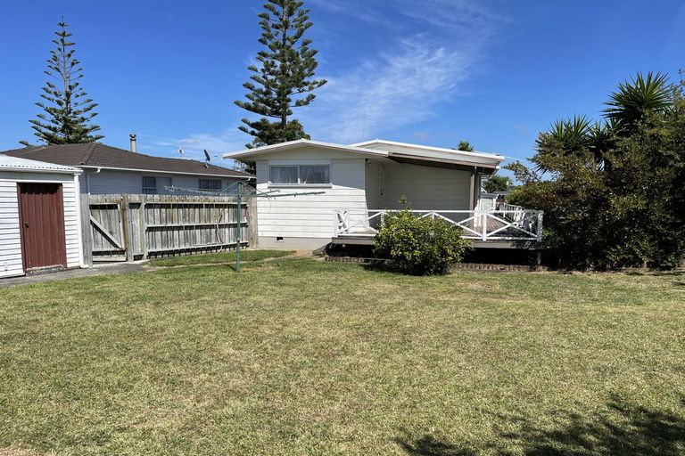 Photo of property in 16 Reelick Avenue, Pakuranga Heights, Auckland, 2010