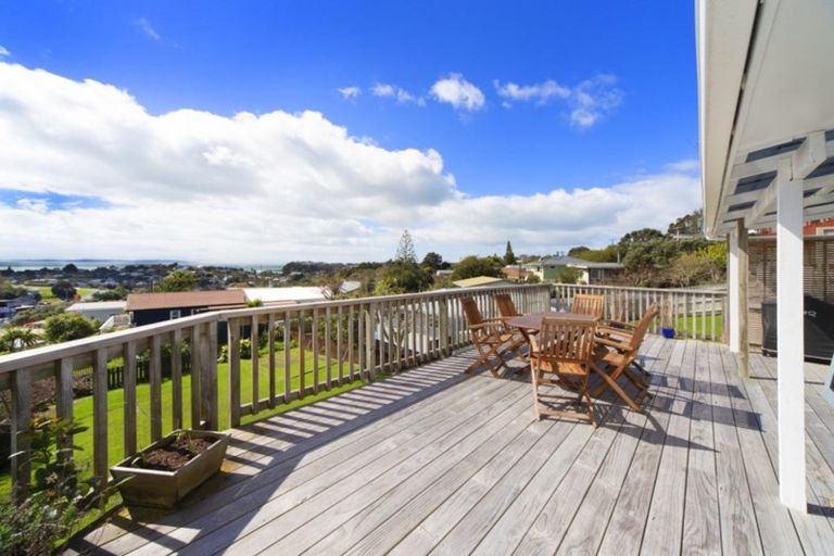 Photo of property in 5 Norfolk Road, Stanmore Bay, Whangaparaoa, 0932