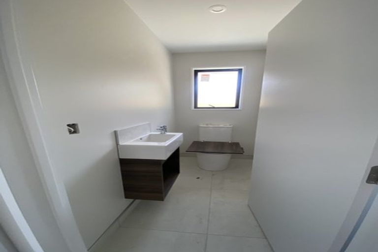 Photo of property in 19 Crossley Avenue, Woodend, 7610