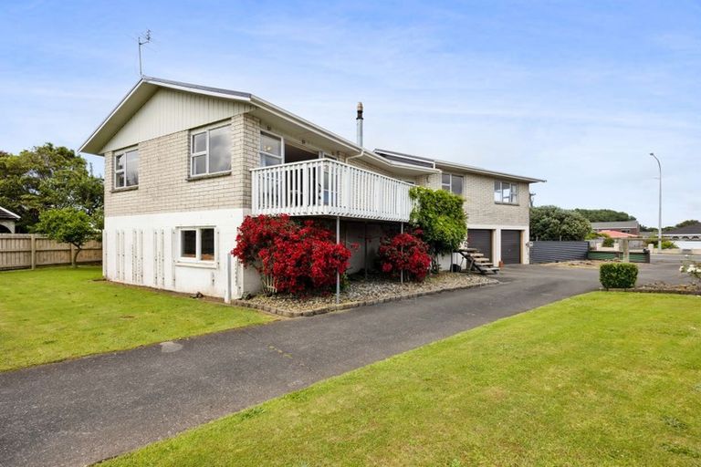 Photo of property in 192 Waihi Road, Hawera, 4610