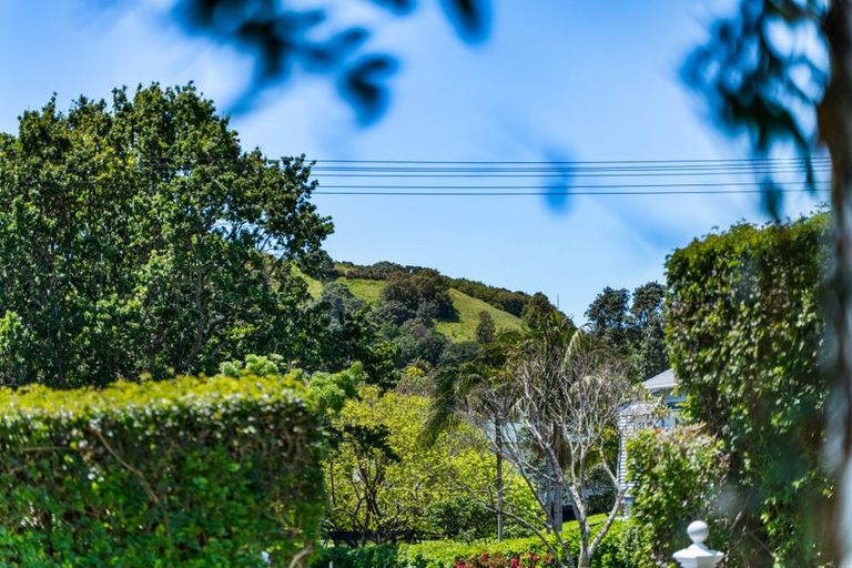 Photo of property in 31 Shoal Bay Road, Devonport, Auckland, 0624