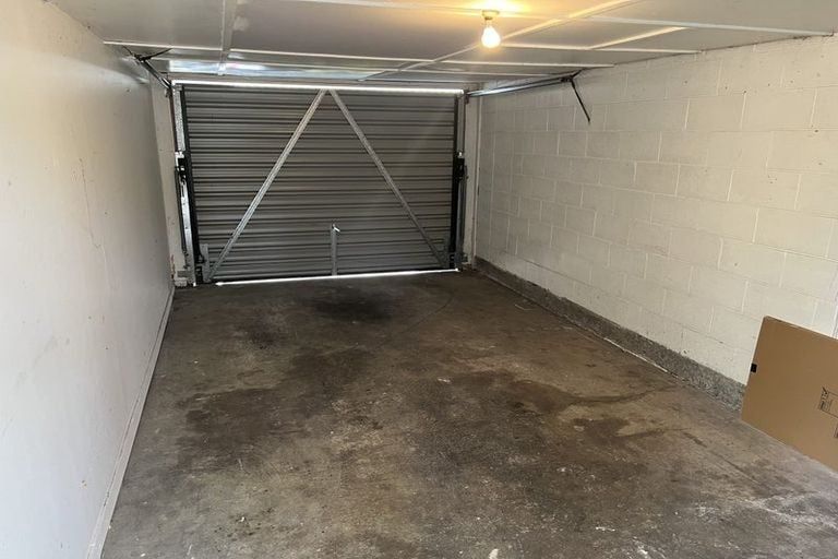 Photo of property in 2/52 Nursery Road, Phillipstown, Christchurch, 8011