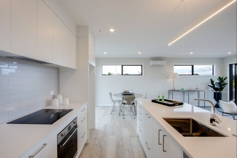 Photo of property in 8 Wai Whatu Street, Meeanee, Napier, 4110