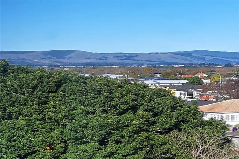 Photo of property in 151 Ruahine Street, Roslyn, Palmerston North, 4414