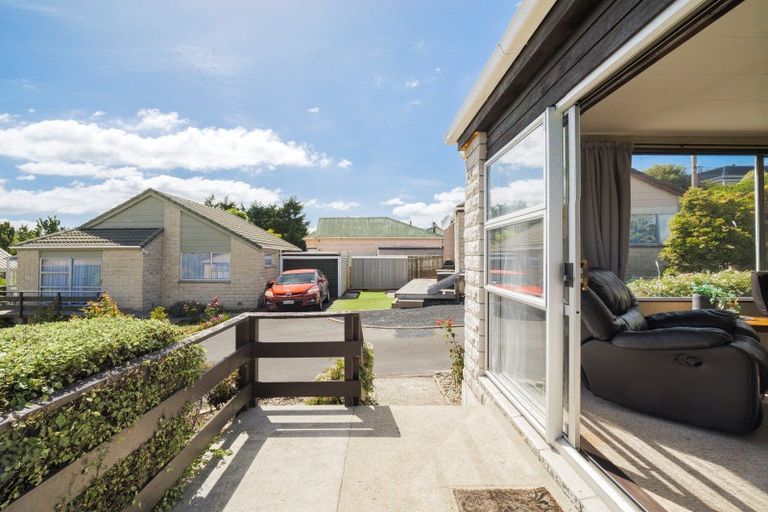 Photo of property in 2a Rennie Street, Green Island, Dunedin, 9018
