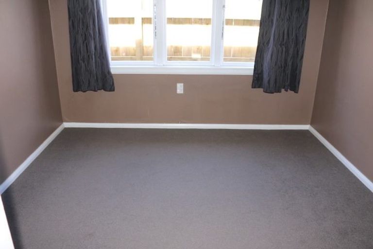 Photo of property in 4 Alton Place, Hokowhitu, Palmerston North, 4410