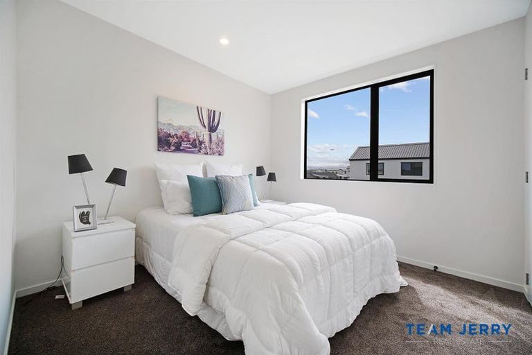 Photo of property in 12 Corporal Street, Papakura, 2110