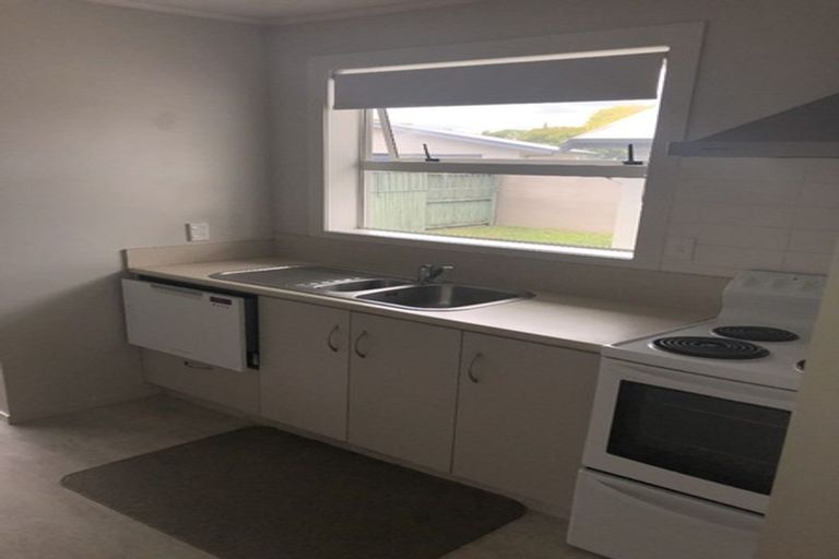 Photo of property in 14 Pulham Crescent, Queenwood, Hamilton, 3210