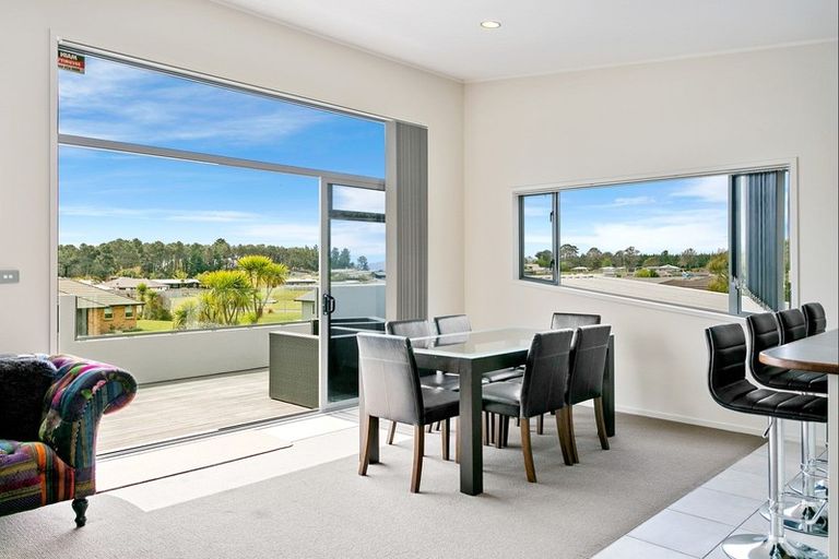 Photo of property in 12 Marshall Close, Motuoapa, Turangi, 3382