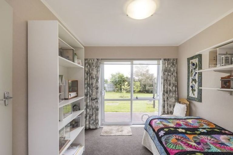 Photo of property in 10 Kennedy Avenue, Feilding, 4702