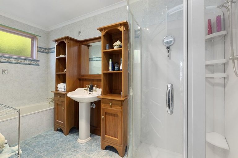 Photo of property in 23 Plateau Road, Te Marua, Upper Hutt, 5018