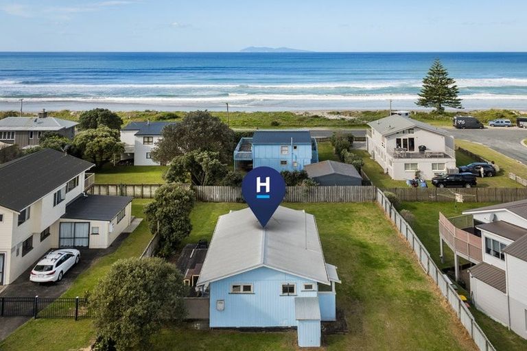 Photo of property in 283 Seaforth Road, Waihi Beach, 3611