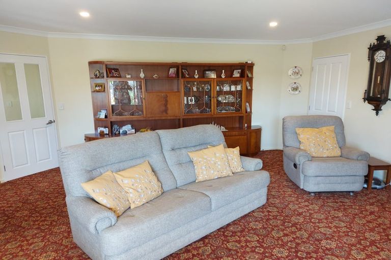 Photo of property in 19 Dunsford Close, Halswell, Christchurch, 8025