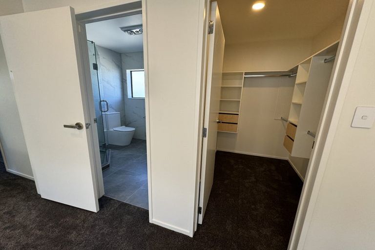 Photo of property in 22d Toru Street, Te Atatu Peninsula, Auckland, 0610