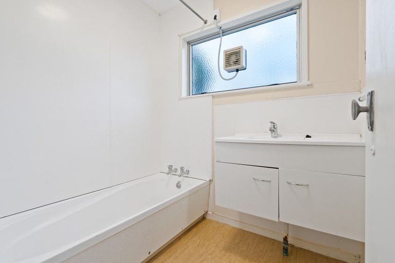 Photo of property in 60 Church Street, Onerahi, Whangarei, 0110