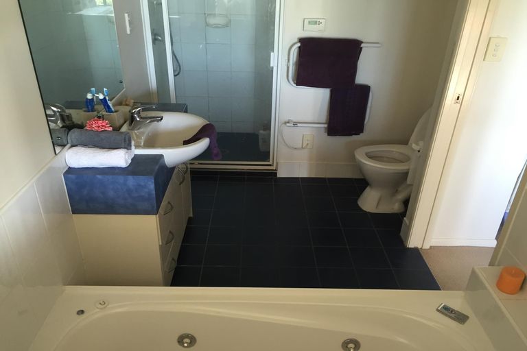 Photo of property in 96 Nautilus Drive, Gulf Harbour, Whangaparaoa, 0930