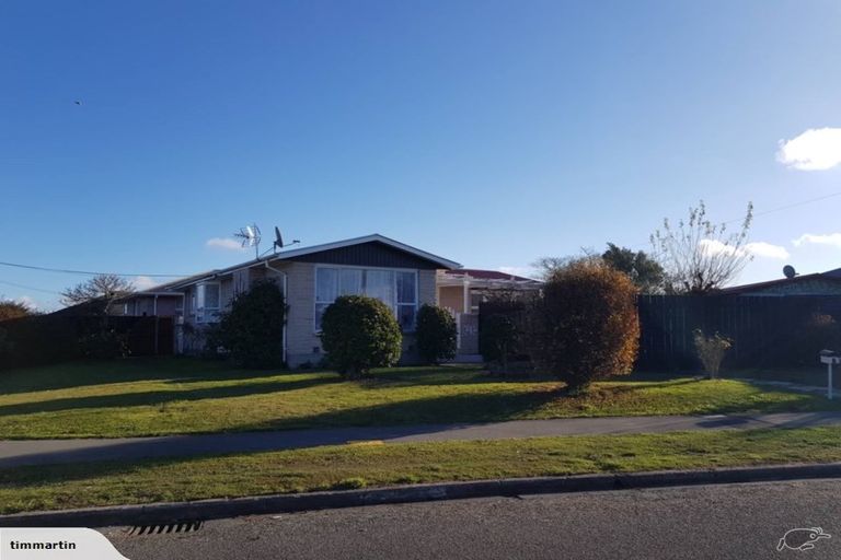 Photo of property in 6 Norrie Street, Redwood, Christchurch, 8051