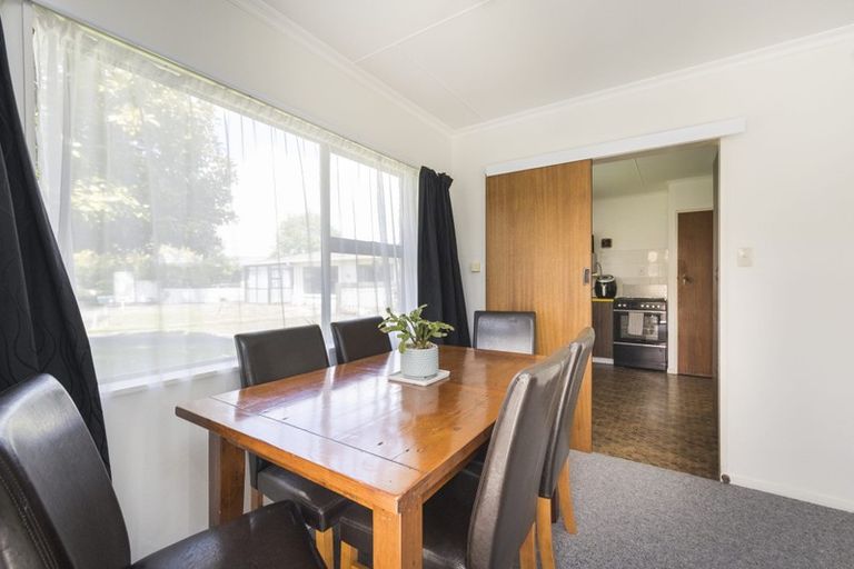 Photo of property in 5 Bethel Court, Milson, Palmerston North, 4414